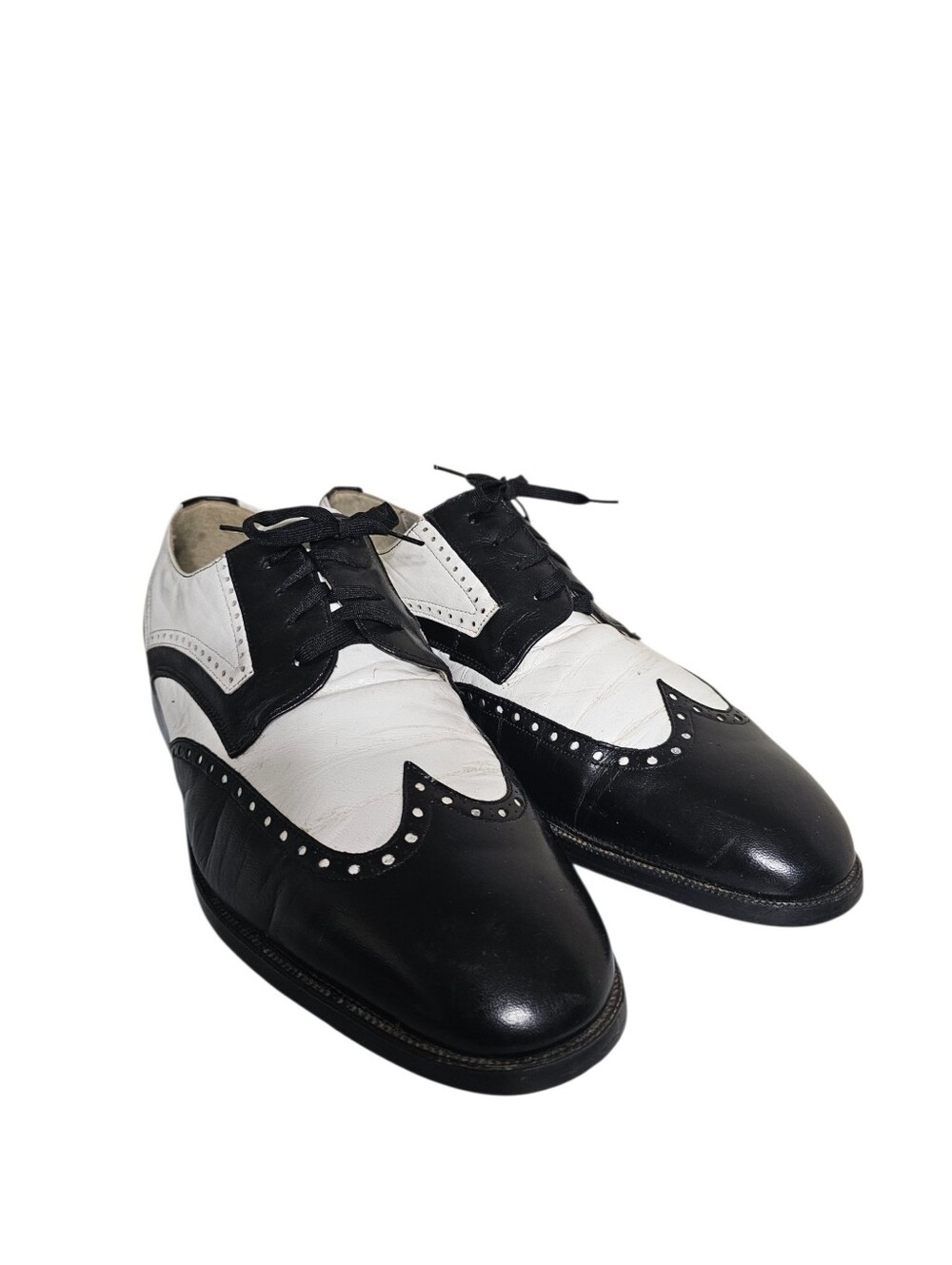 Stacy Adams Men's Tinsley Wingtip Black & White Leather Oxford 10M